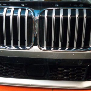 BMW G07 X7 '21 Ноускат, крылья, капот, двери, зеркала, задний бампер.